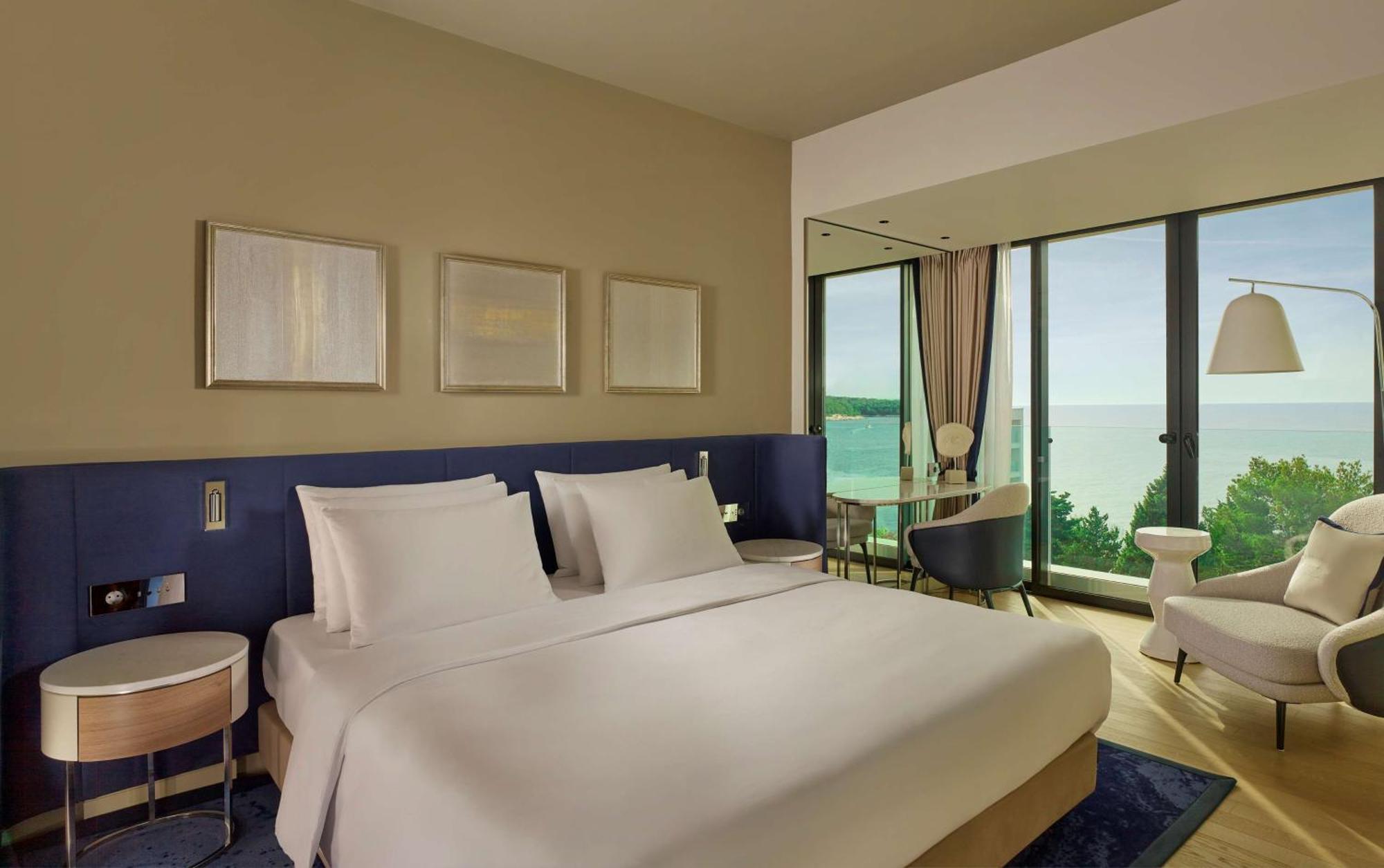 Grand Brioni Pula, A Radisson Collection 5*