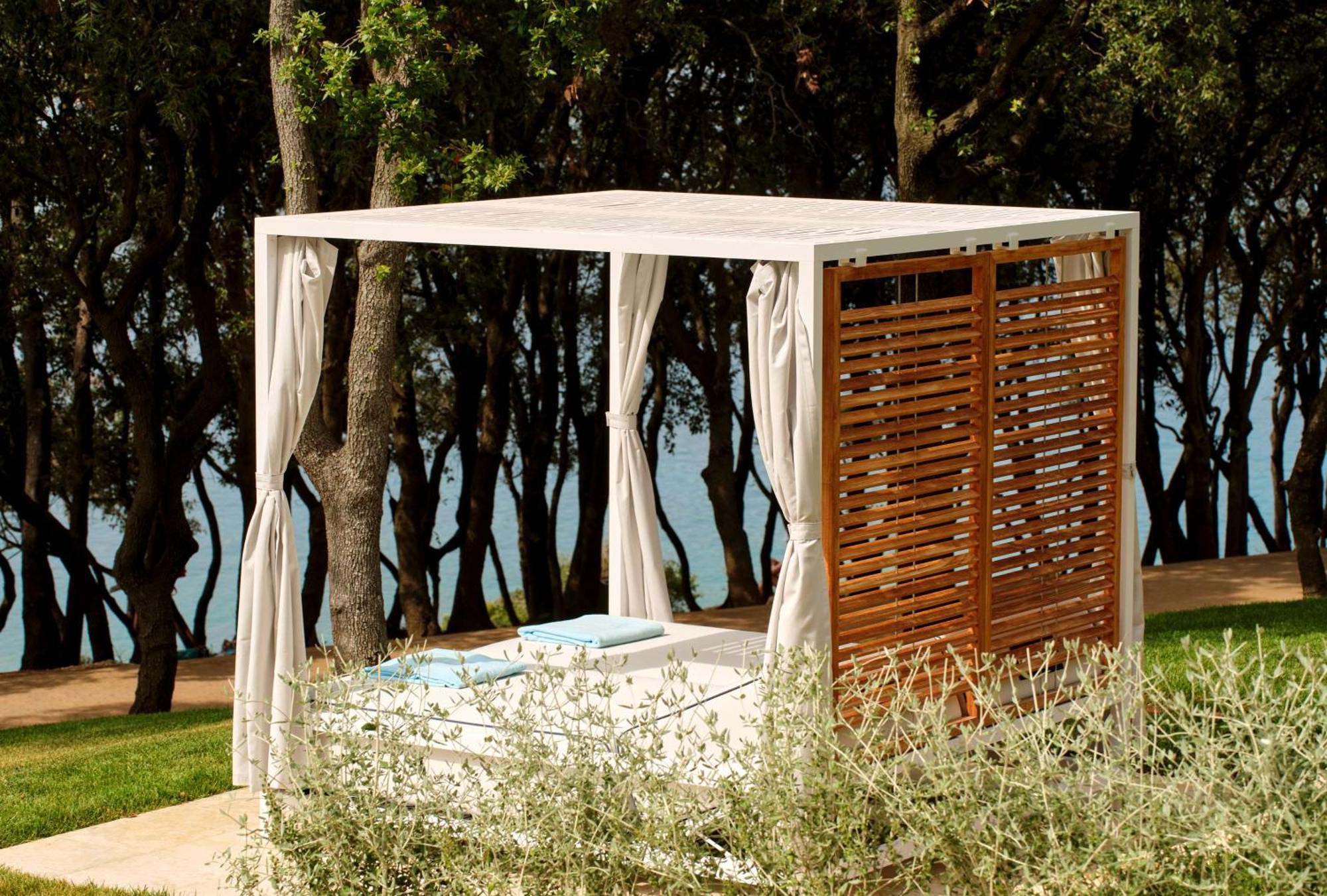 Hotel Grand Brioni Pula, A Radisson Collection 5*